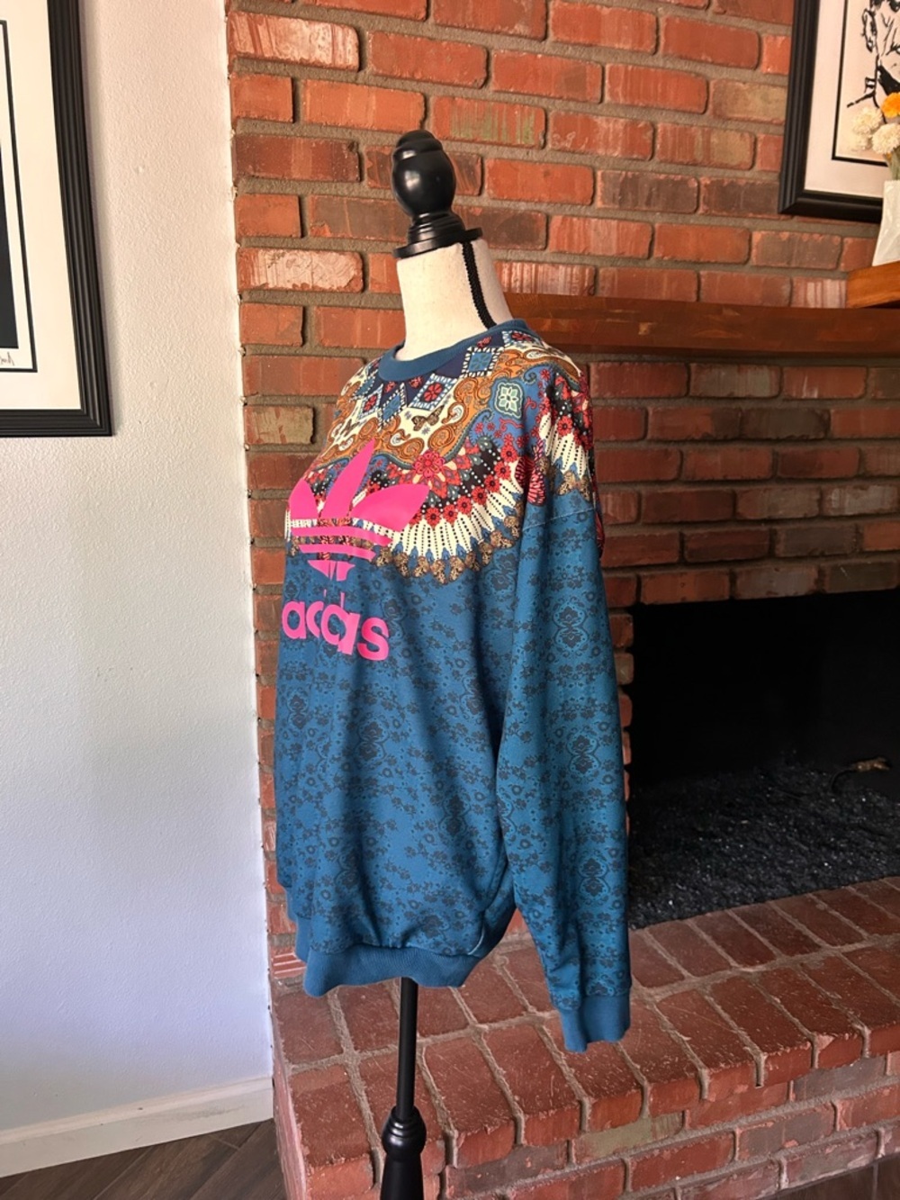 Adidas x FARM Rio Borbomix Butterfly Floral Print Sweatshirt in Multicolor Sz M - Picture 6 of 9